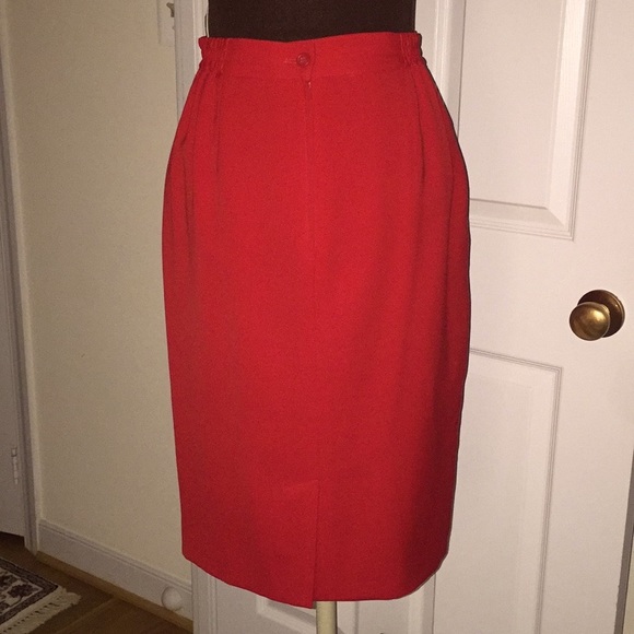 Vintage Casual Corner red pencil skirt - Picture 4 of 10